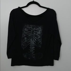 Women’s black 3/4 sleeve Halloween
